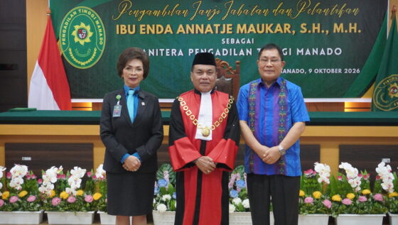 Pengambilan Sumpah/Janji Jabatan Panitera Pengadilan Tinggi Manado.